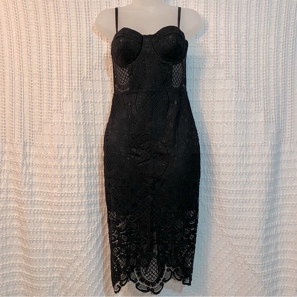 Dresses & Skirts - Black Lace Midi Dress, Size Small